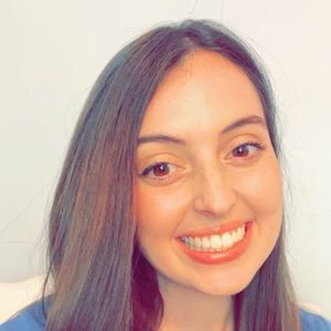 Meet your Posher, Hannah